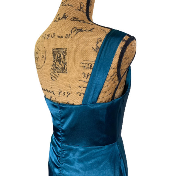 MAKE YOU PRETTY MORE Teal Blue One Shoulder Evening Gown - NWT - Picture 12 of 16